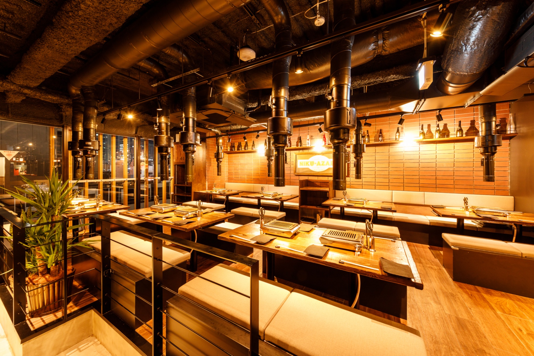 ニクアザブ 新橋GEMS店 店内 / 外観 - 新橋 焼肉
